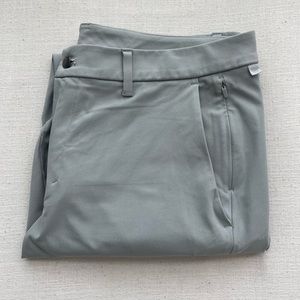 Lululemon Commission Pant Slim-Fit 32L, Size 38, Warpstreme** - Grey